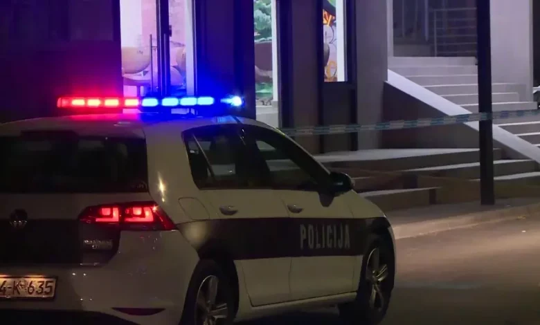 Teška nesreća na Bulevaru Meše Selimovića: Pješak povrijeđen, saobraćaj obustavljen