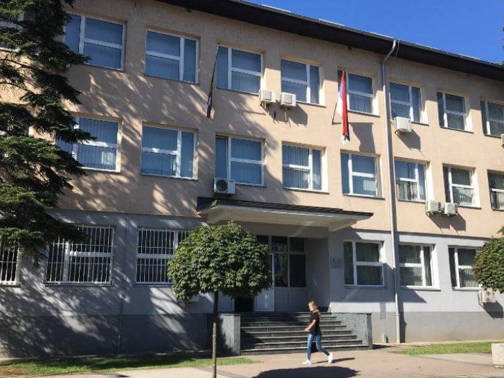 Pokušaj samoubistva optužene za razbojništvo: Jasminka B. iz Teslića popila sirćetnu kiselinu