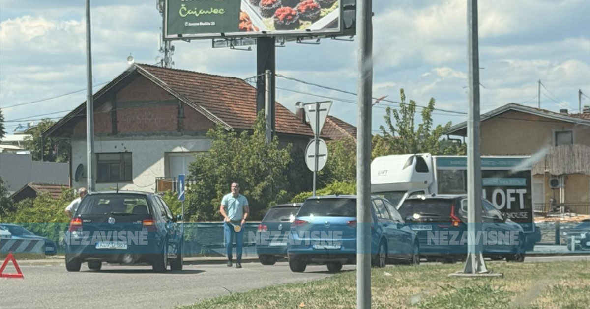 Sudar na kružnom toku kod Centruma stvorio gužve na zapadnom tranzitu