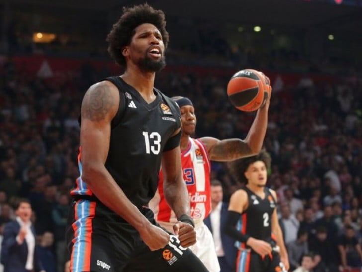 Američki centar Kevarrijus Hejz pojačava Partizan