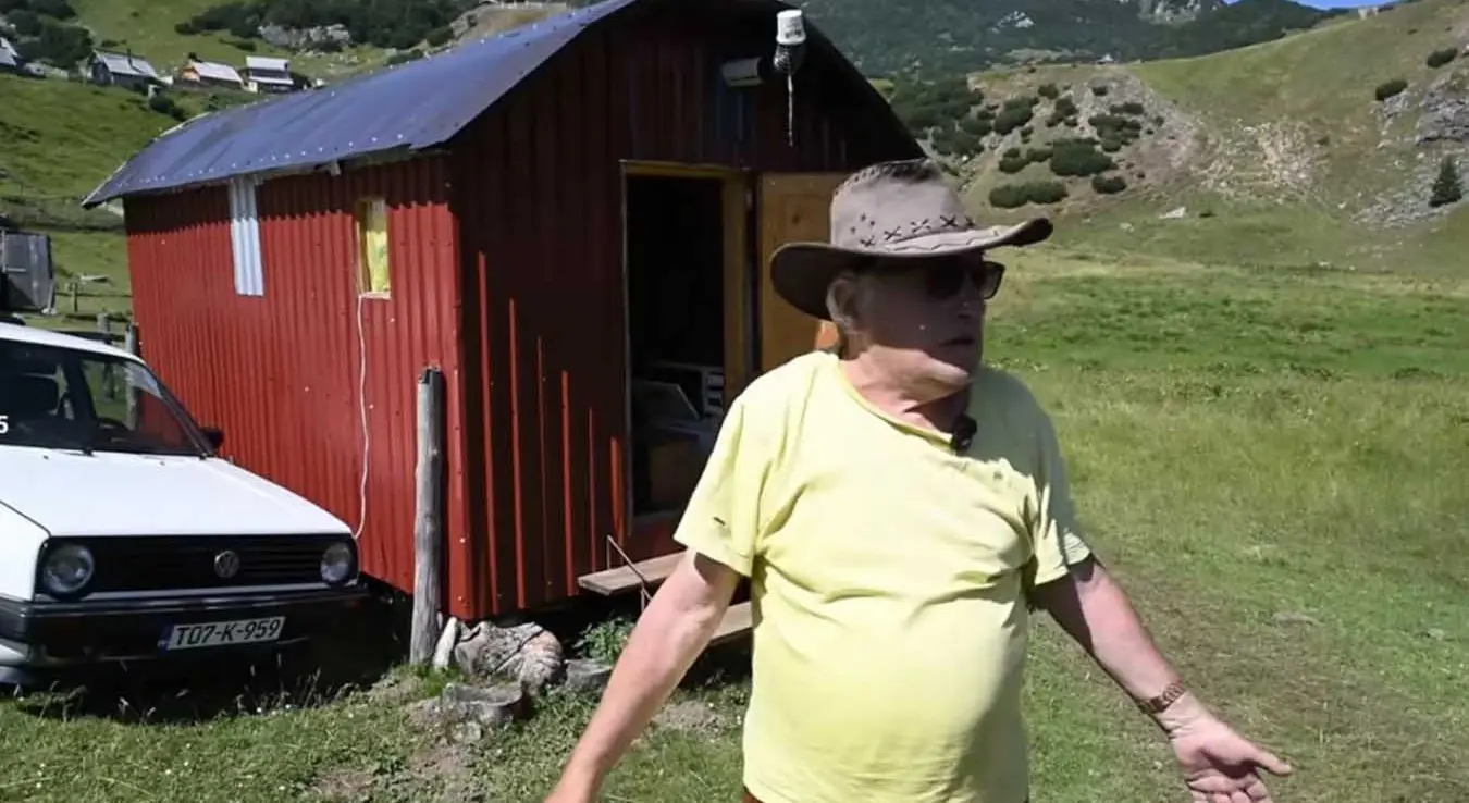 Fojnički Robinson Mujo Pugonja: Dvije decenije u prirodi, tri kuće od kojih dvije na točkovima