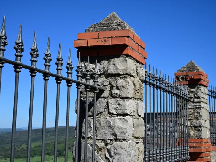Povratak prozračnih ograda: Dvorišta ponovo dišu