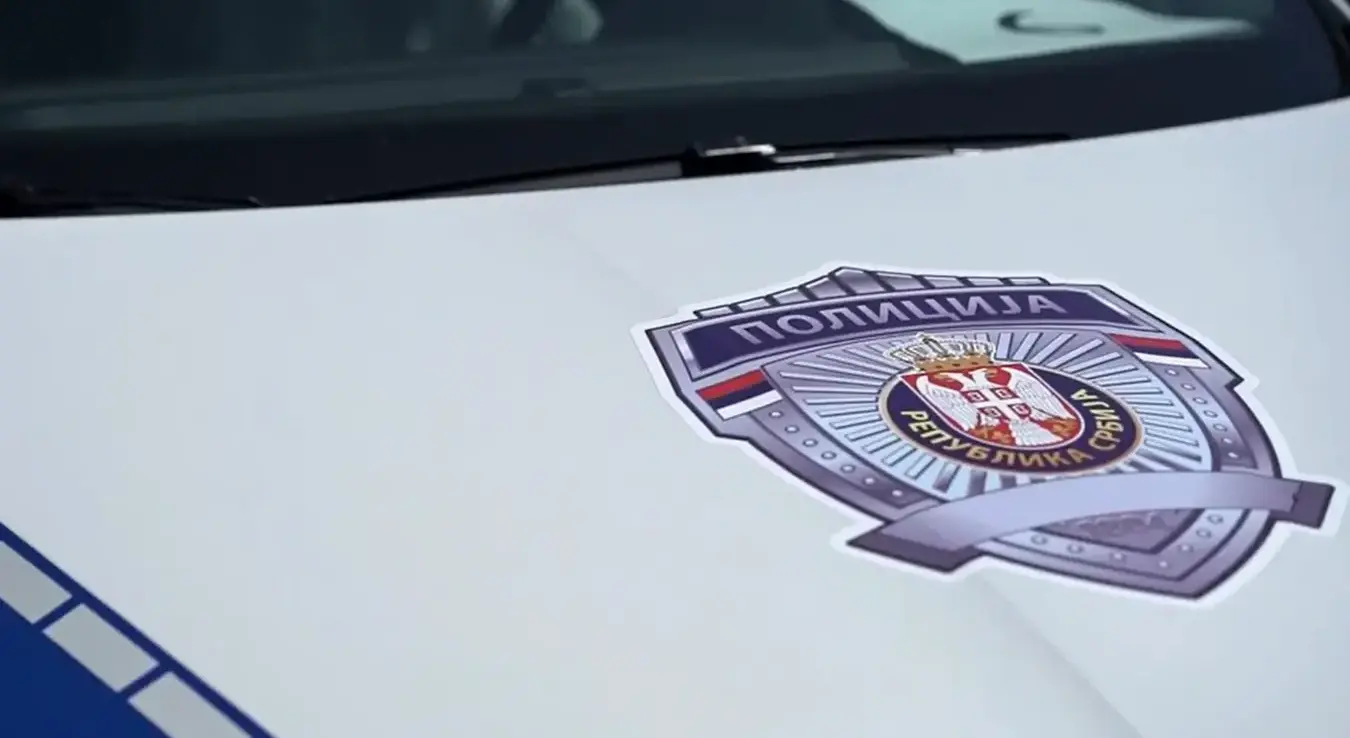 Težak incident u Beogradu: Mladić uhapšen nakon što je nožem napao dvadesetogodišnjakinju u parku