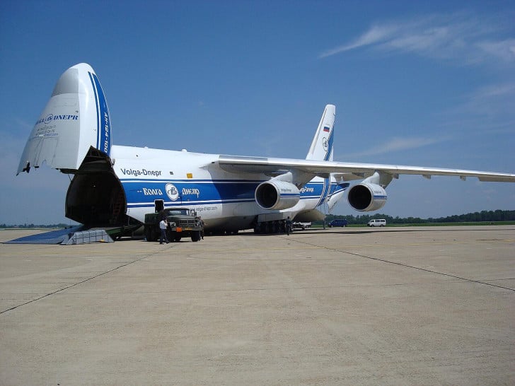 Avijacijski divovi Airbus i Boeing posegli za gigantskim transportnim avionom Antonov