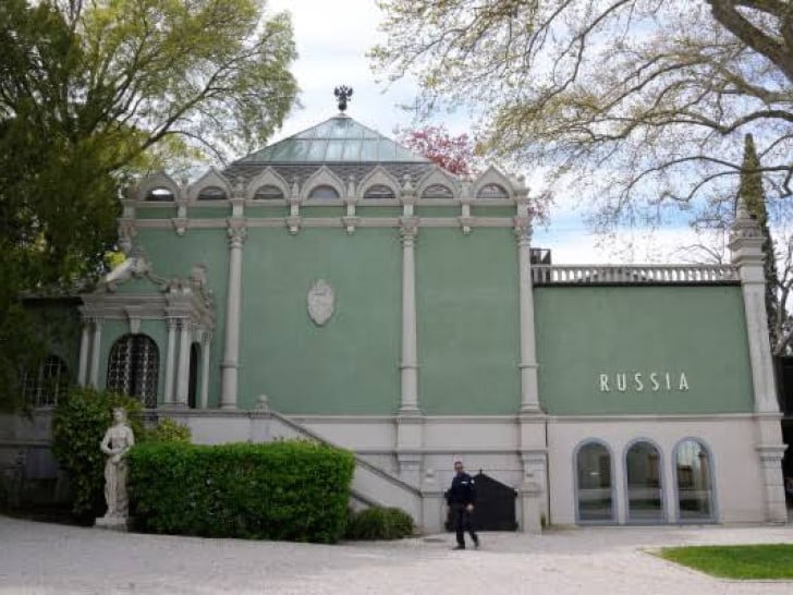 Brisel prijeti povlačenjem dva miliona eura za Venecijansko bijenale zbog ruskog paviljona