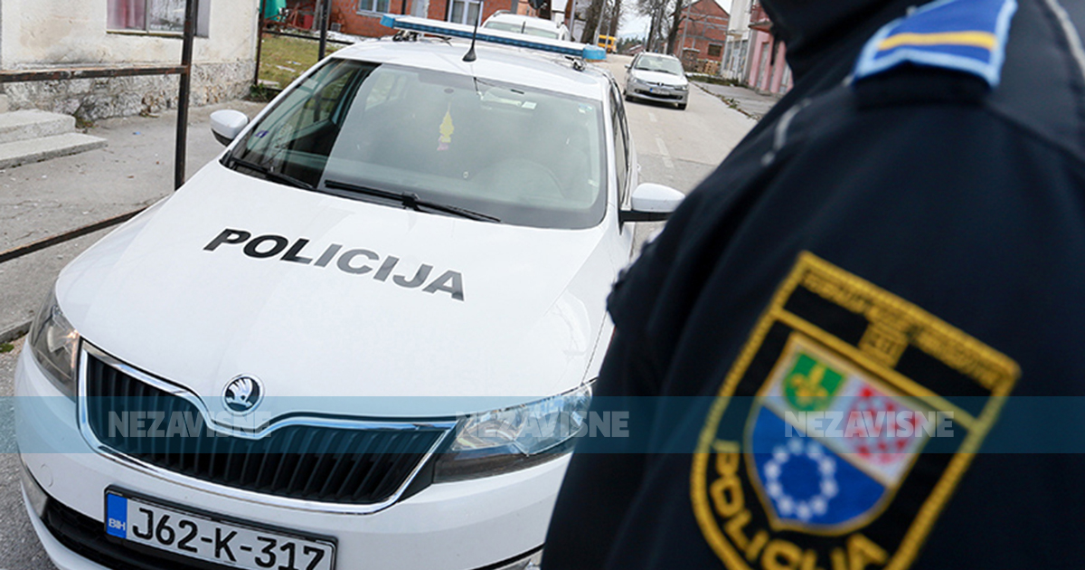 Kod Lukavca u sudaru dva vozila jedna osoba poginula, troje povrijeđeno