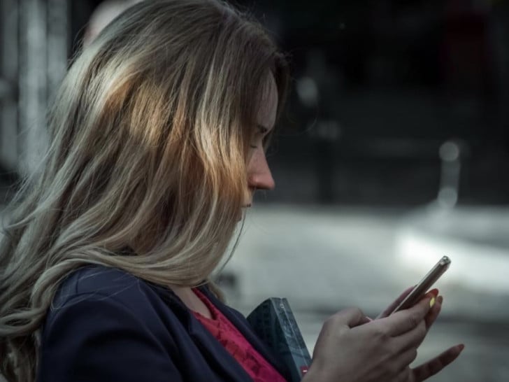 Tihi posmatrači na društvenim mrežama: Zašto neki ljudi prate, a nikad ne objavljuju?
