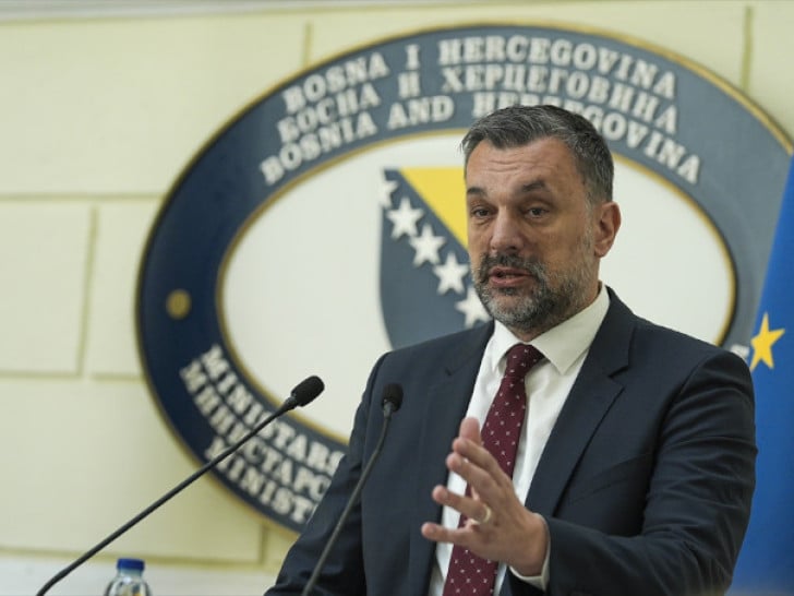 Petković traži detalje o izdavanju diplomatskih pasoša: Konaković na meti poslaničkog pitanja