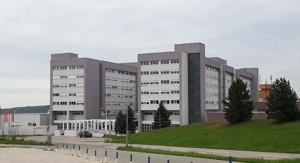 Hitna intervencija za dijete koje se gušilo u bazenu u Prnjavoru
