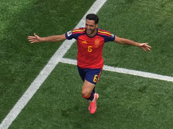 Mikel Merino ponovo heroj Španije: Gol u finišu odveo 'Furiju' u polufinale Mundijala