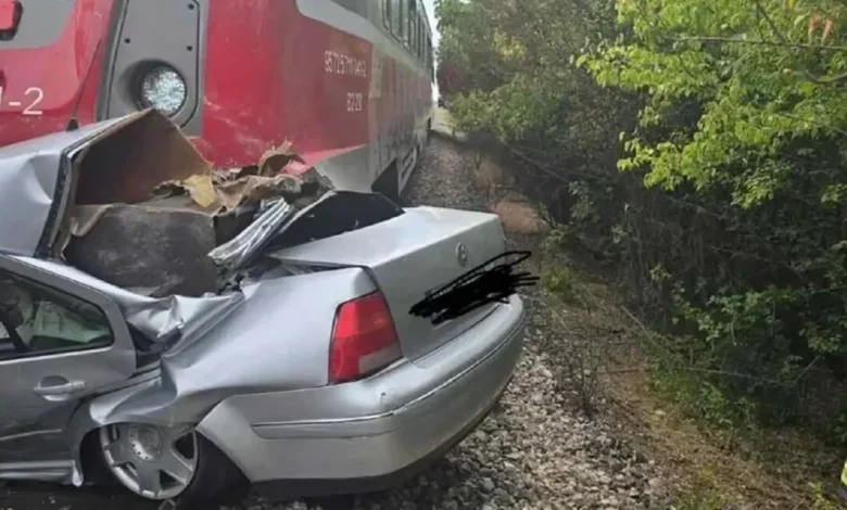 Stravična tragedija u Odžaku: Žena i dijete stradali na pružnom prelazu