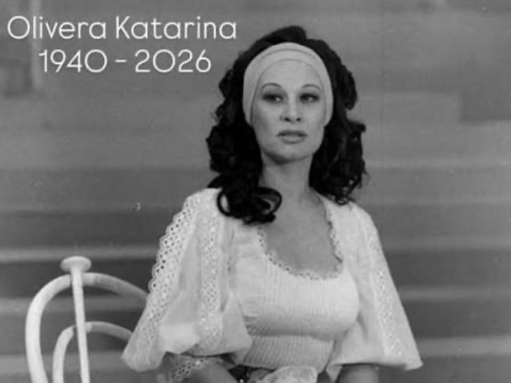 Posljednji ispraćaj: Olivera Katarina sahranjena u skladu sa sopstvenom željom
