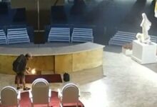 Snimljen napadač koji je zapalio oltar u Međugorju, uslijedio niz incidenata