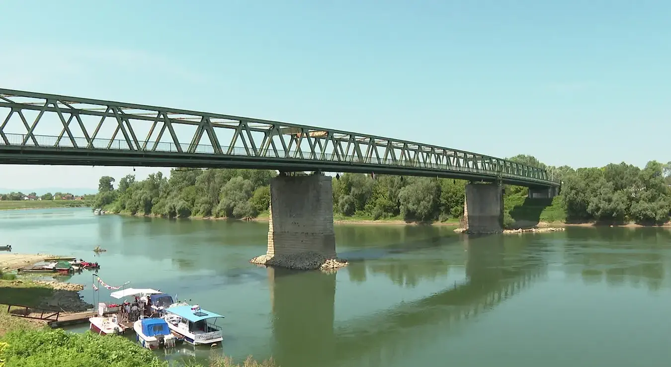 Gradišta čeka rasvjetljenje sudbine starog mosta: Raspisan tender za projekt sanacije pristupnih nadvožnjaka