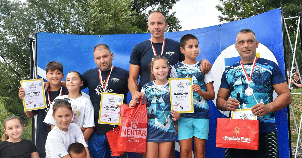 Andrej Zamolo odbranio titulu u trci dajak čamaca na Vrbasu