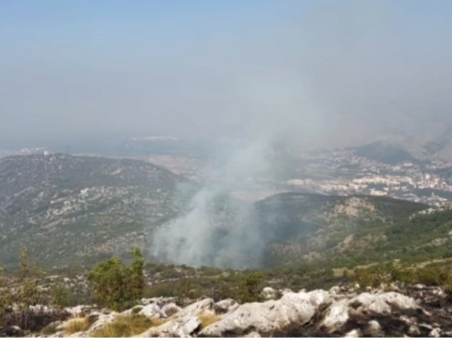 Vatrogasci: požari kod Trebinja pod kontrolom, sve snage ostaju na terenu