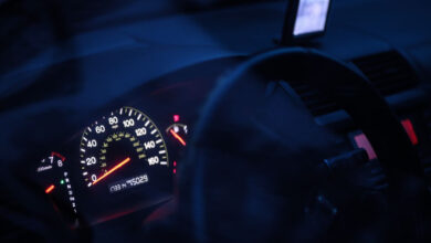 Boje lampica u automobilu: šta znače na instrument tabli?