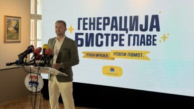 450 školskih uniformi čeka saglasnost škola u Banjaluci