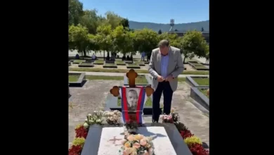 Dodik posjetio Kusturićev grob i odao počast prijatelju