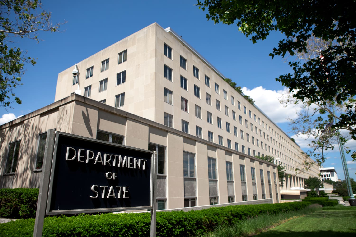 Američka administracija uvodi trajne vizne garancije do 20.000 dolara za državljane 50 zemalja