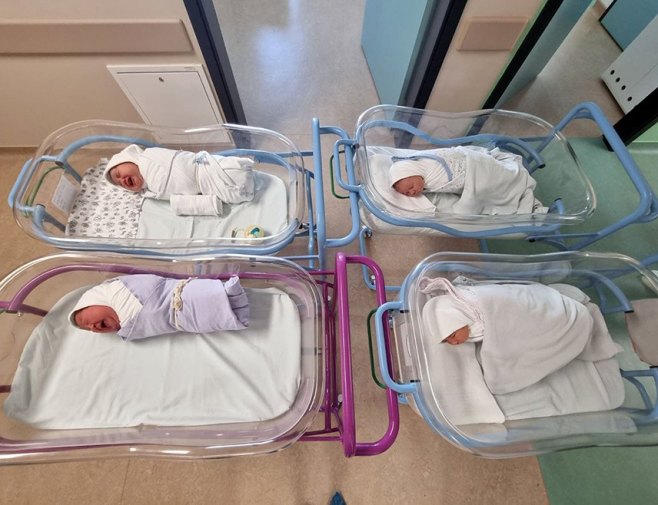 Za 24 sata u Srpskoj rođeno 26 beba