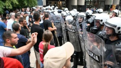 Sukob u Užicu: Povrijeđen snimatelj RTS-a, Dačić tvrdi da je skup uredno prijavljen