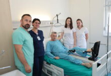 U UKC RS ugrađena totalna proteza koljena pacijentu sa hemofilijom