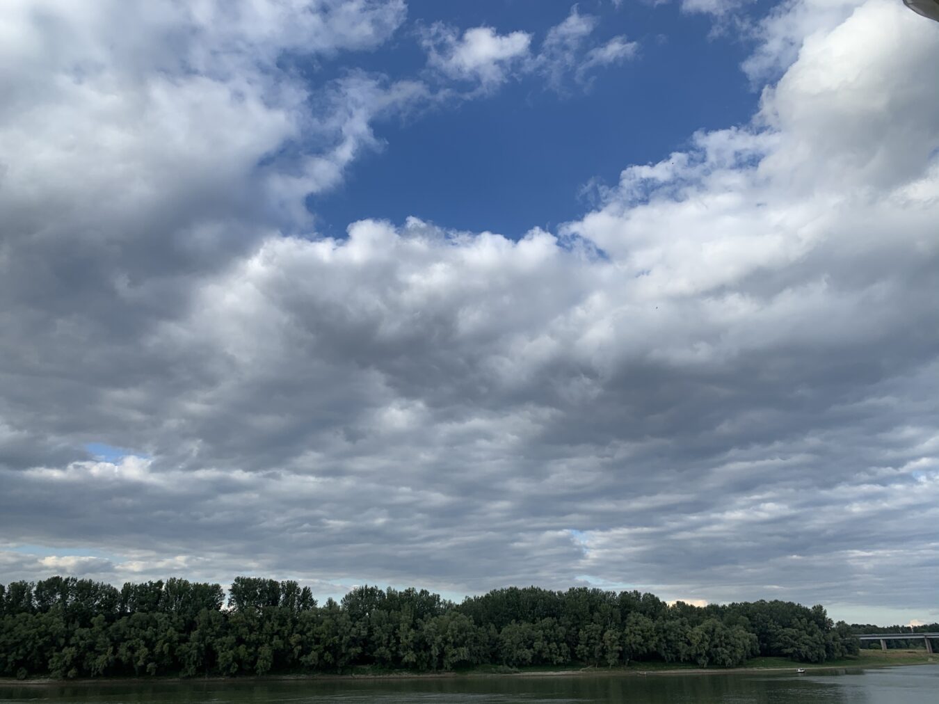 Najava meteorologa: Do 40 stepeni, pa nagli pad temperature