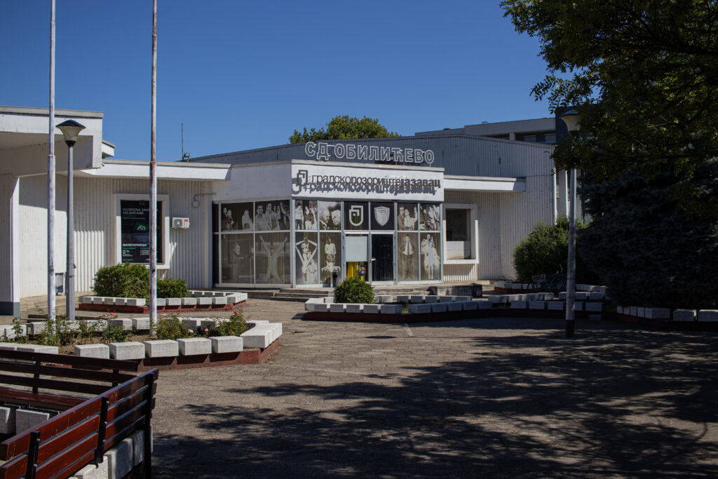 Septembarski repertoar Gradskog pozorišta Jazavac