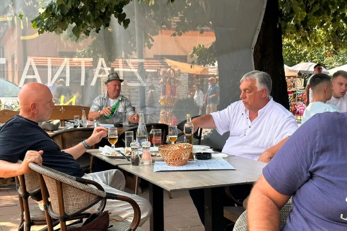 Viktor Orban u Guči iznenadio posjetioce sabora