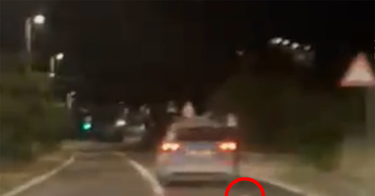 Iz policijskog vozila izletio opušak i izazvao negodovanje na Ugljanu