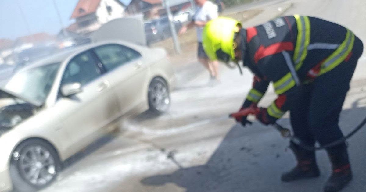 Požari na dva automobila u Banjaluci