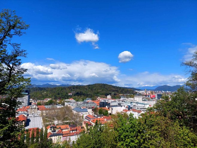 Slovenija raspisala tender za 3.000 raketa vazduh-zemlja