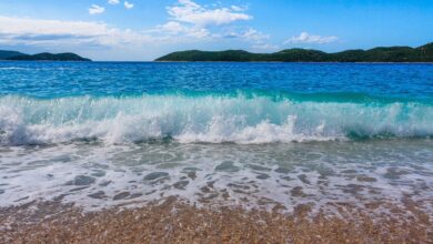Mrtvački sanduk na plaži na Pagu prestrašio kupače