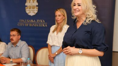 U toku su prijave za podršku roditeljima prvačića od 100 KM