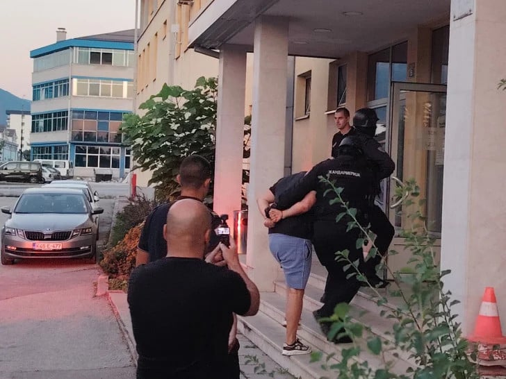 Osumnjičeni za pomoć u teškom ubistvu Dabića braniće se sa slobode
