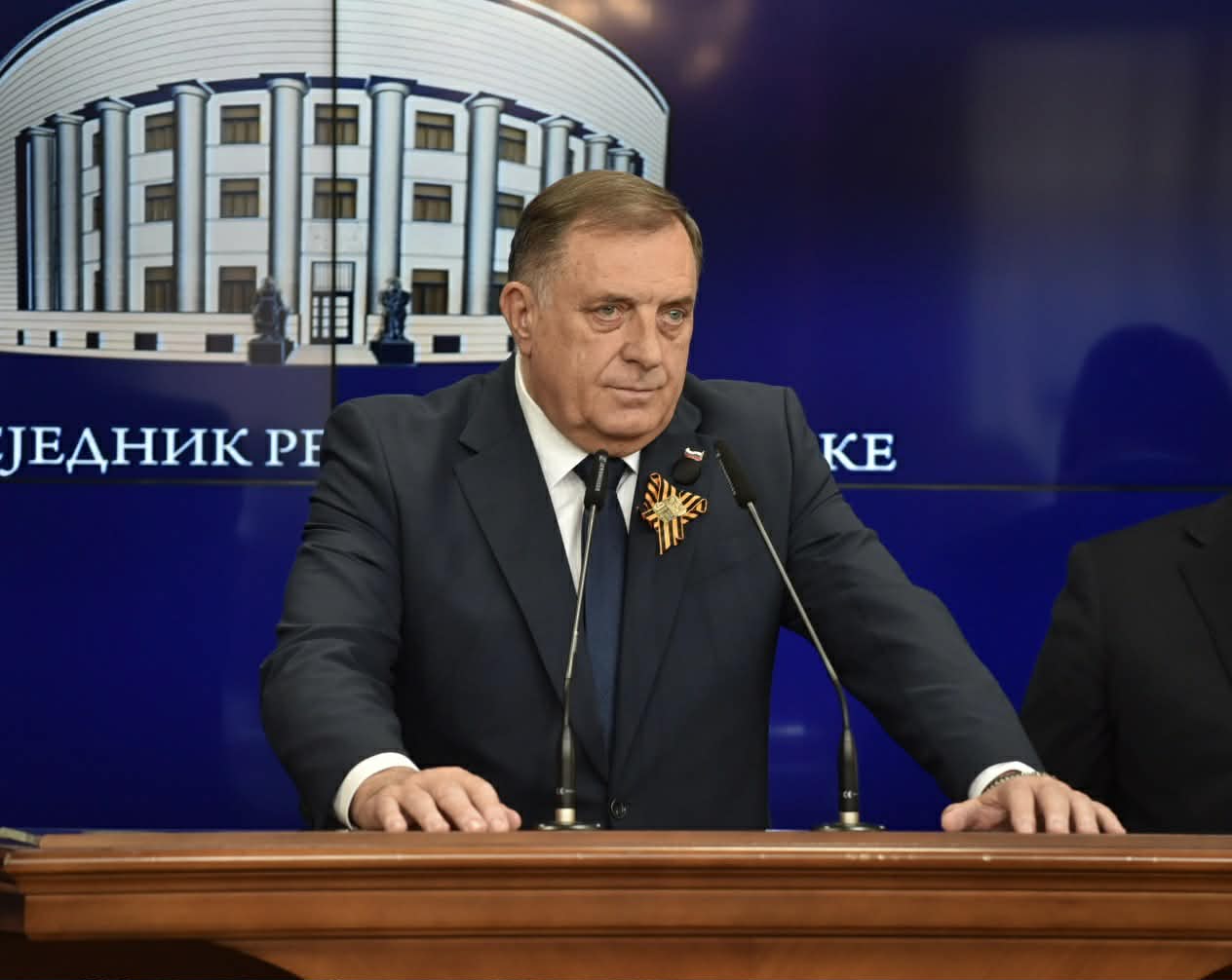 Dodik Granasu: izbor visokog predstavnika nije vaša stvar