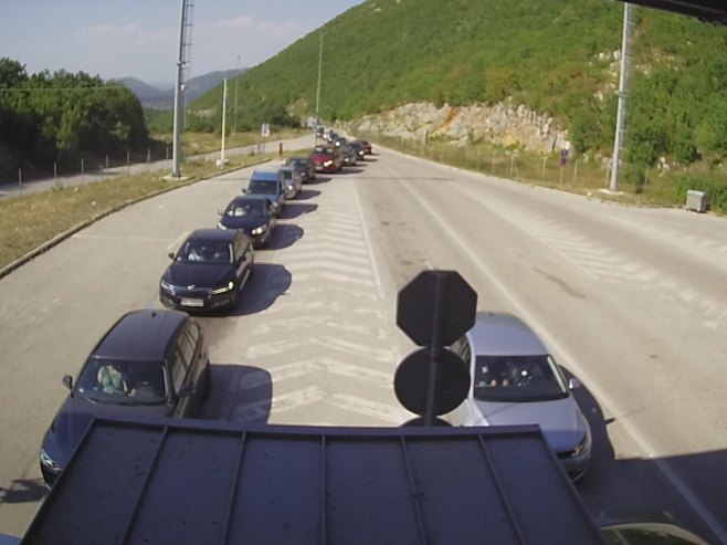 Vozače očekuju velike gužve na graničnim prelazima u BiH