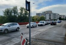 Kvar automobila izazvao velike gužve na Venecija mostu