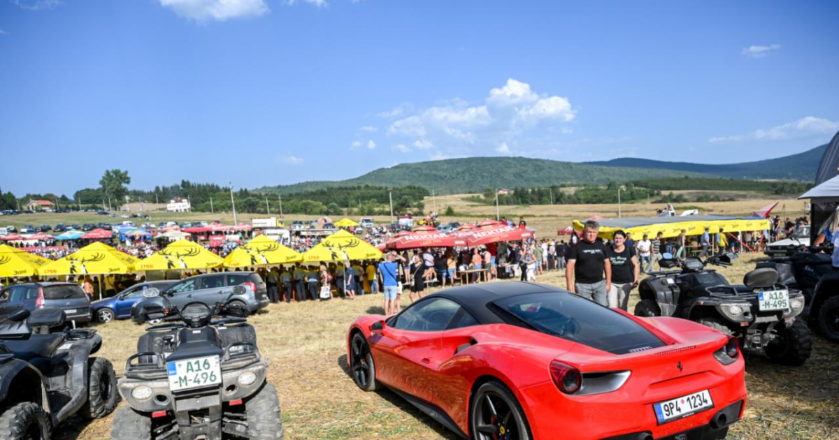 Na Kočićevom zboru besplatan parking za posjetioce
