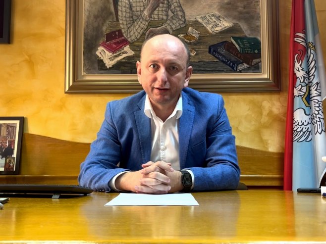Knežević o Mladiću: Svaka srpska kuća ima jednog Ratka