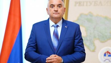 Minić najavio podršku roditeljima djece za produženi boravak