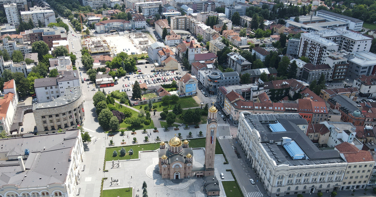 Zašto je kultna anketa iz Banjaluke o prsnom košu i danas popularna?
