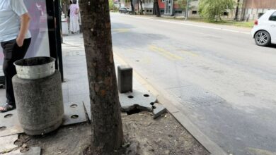 Stajalište u centru Banjaluke sve je veća zamka za pješake