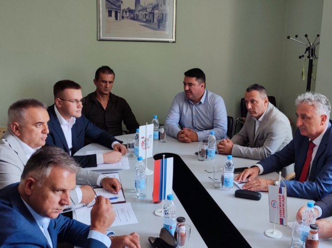 Minić u Nevesinju sa Avdalovićem o investicijama i šteti od nevremena