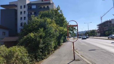Čekanje autobusa u Banjaluci: ljeti vrućina, zimi hladnoća