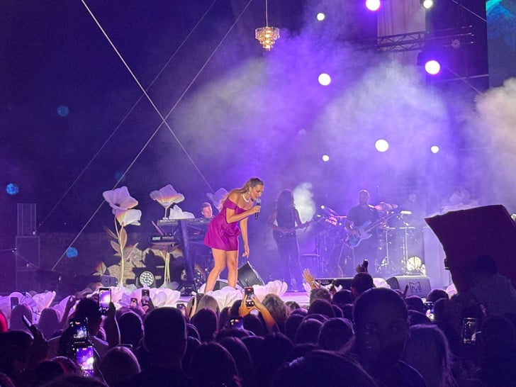 Prijović na Kastelu prekidala koncert dva puta