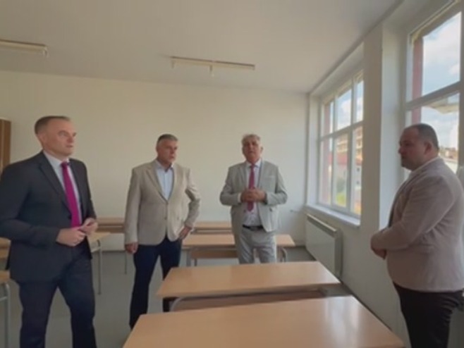Golubović u Nevesinju: Obnovljena osnovna škola, slijedi sanacija srednje škole