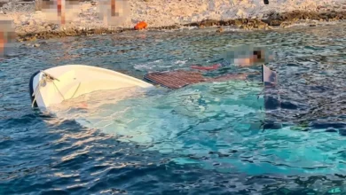 Turisti završili u moru: pijani kapetan na Hvaru izazvao potapanje brodice