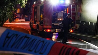 Požar u Žarkovu: Tri osobe evakuisane sa trećeg sprata
